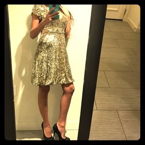 Jovani NWT gold sequin dress